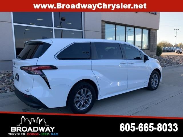 used 2021 Toyota Sienna car, priced at $31,796