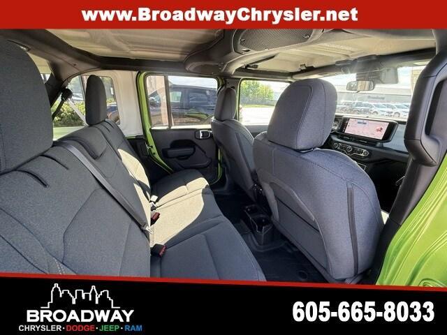new 2025 Jeep Wrangler car, priced at $50,085
