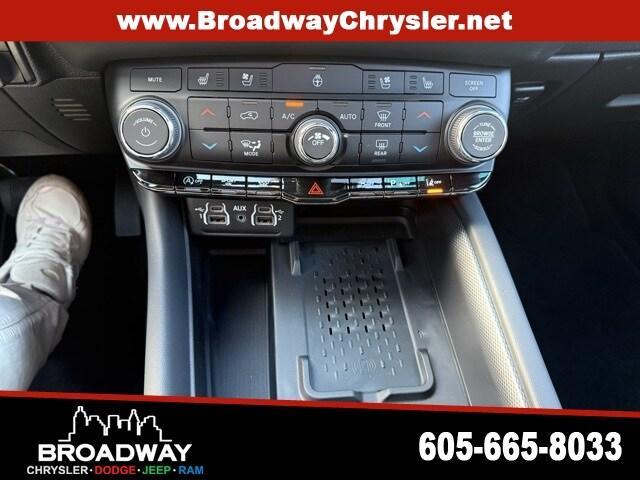 new 2025 Dodge Durango car, priced at $45,067