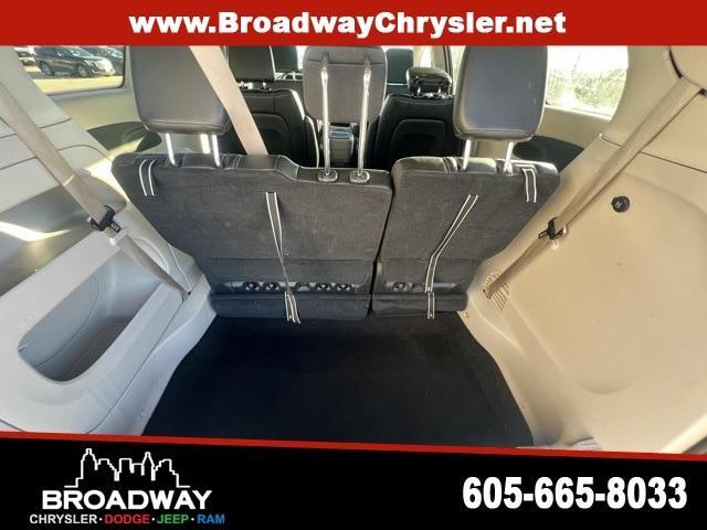 used 2023 Chrysler Pacifica car, priced at $30,986