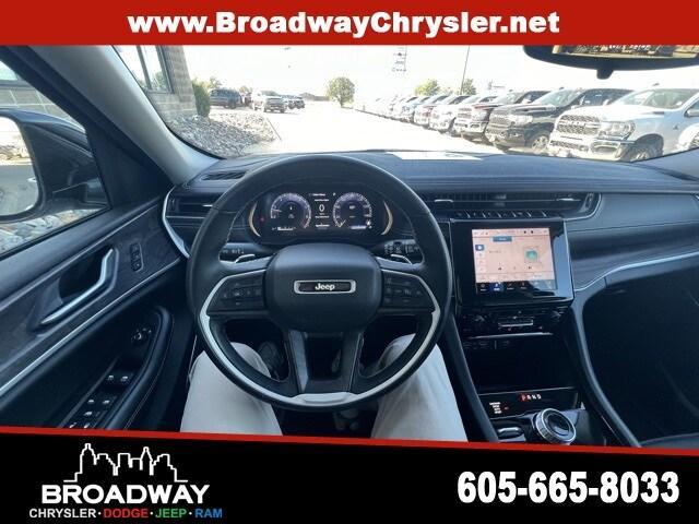 used 2022 Jeep Grand Cherokee car, priced at $37,500