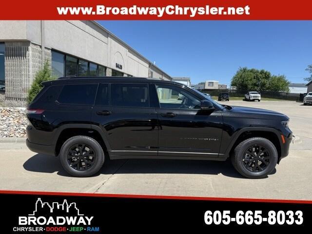new 2025 Jeep Grand Cherokee L car, priced at $43,077