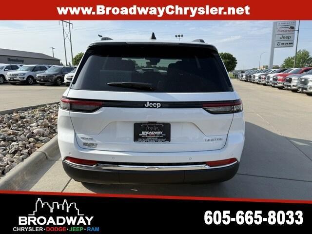 new 2025 Jeep Grand Cherokee car, priced at $44,286