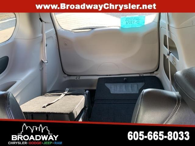 used 2022 Chrysler Pacifica car, priced at $22,951