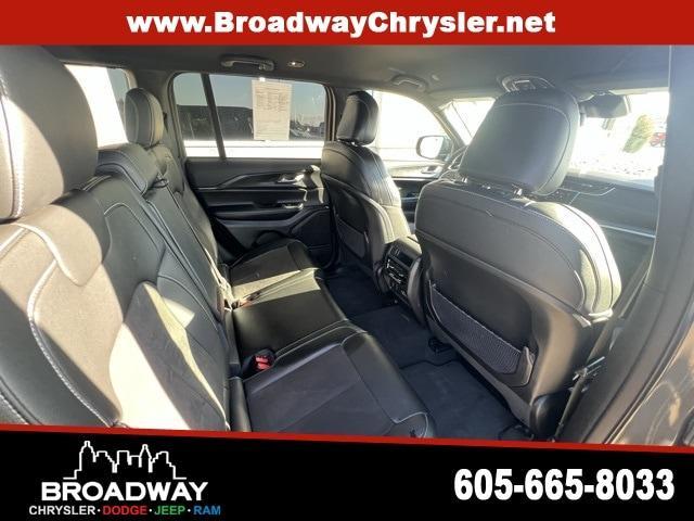 used 2024 Jeep Grand Cherokee car, priced at $40,251