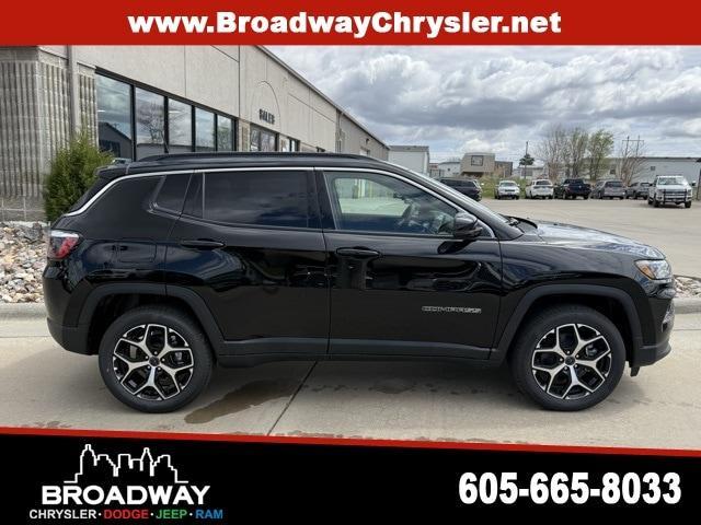 new 2025 Jeep Compass car, priced at $32,843