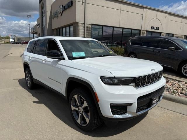 new 2025 Jeep Grand Cherokee L car, priced at $51,117