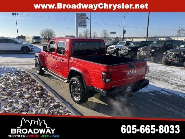 used 2021 Jeep Gladiator car, priced at $32,346