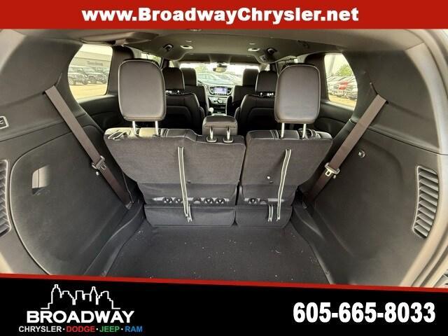 new 2025 Chrysler Pacifica car, priced at $44,473