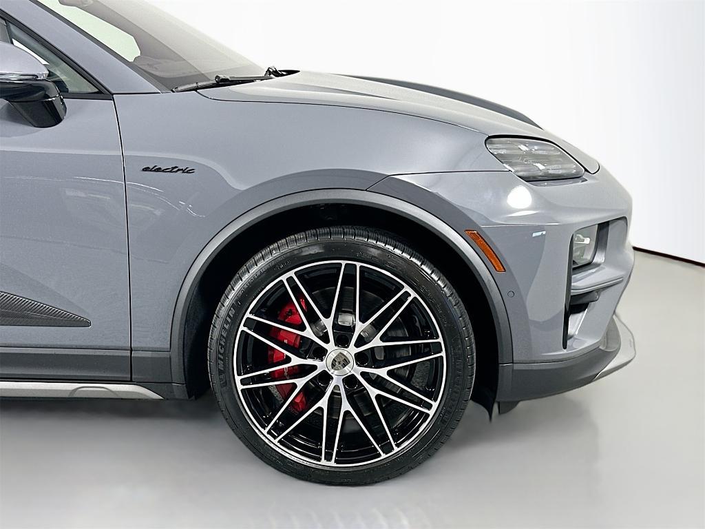 new 2025 Porsche Macan car, priced at $140,255