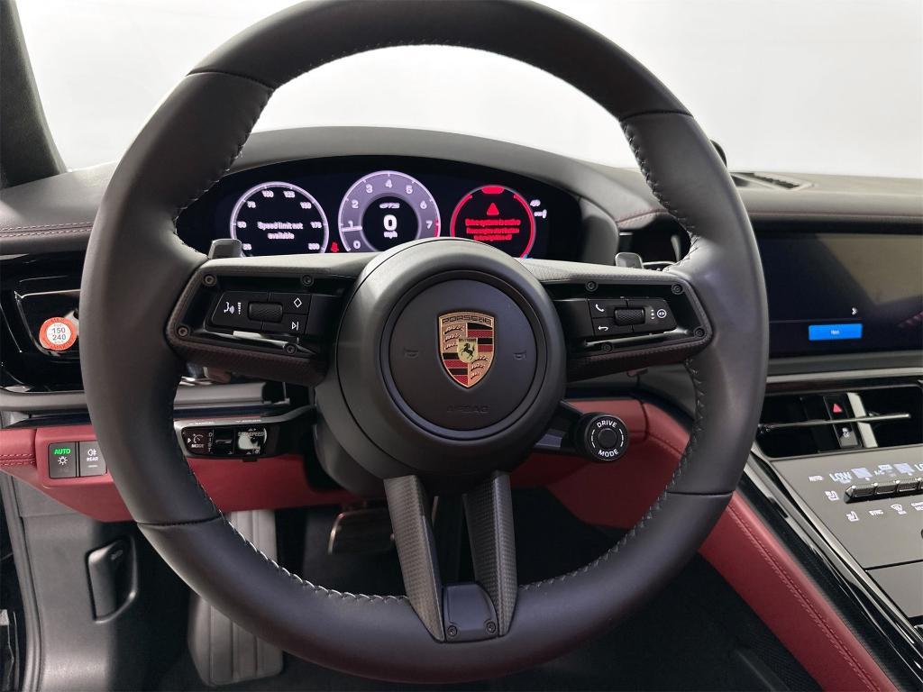 new 2025 Porsche Panamera car