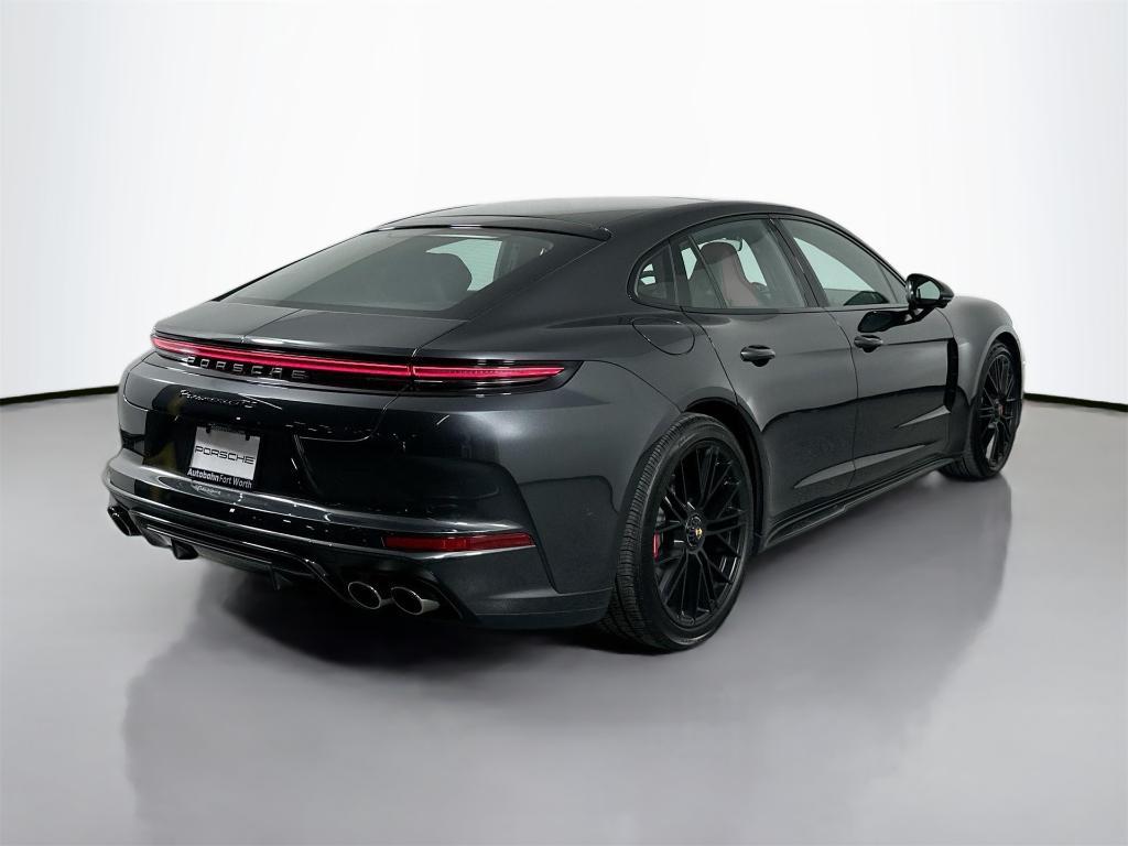 new 2025 Porsche Panamera car