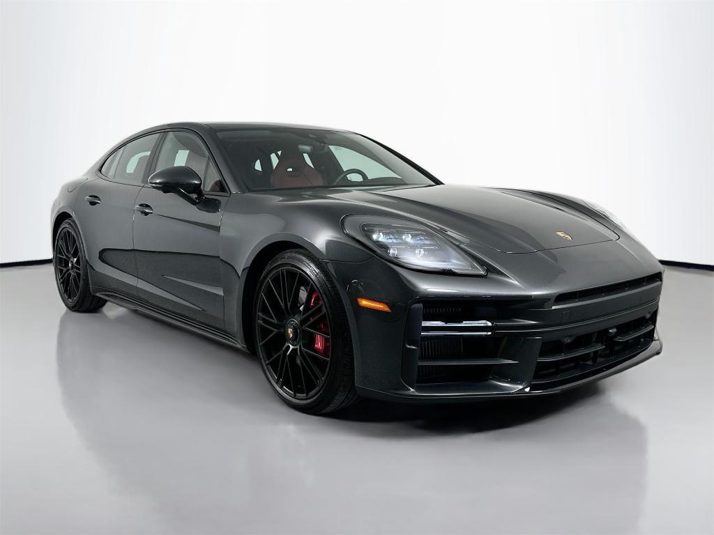 new 2025 Porsche Panamera car