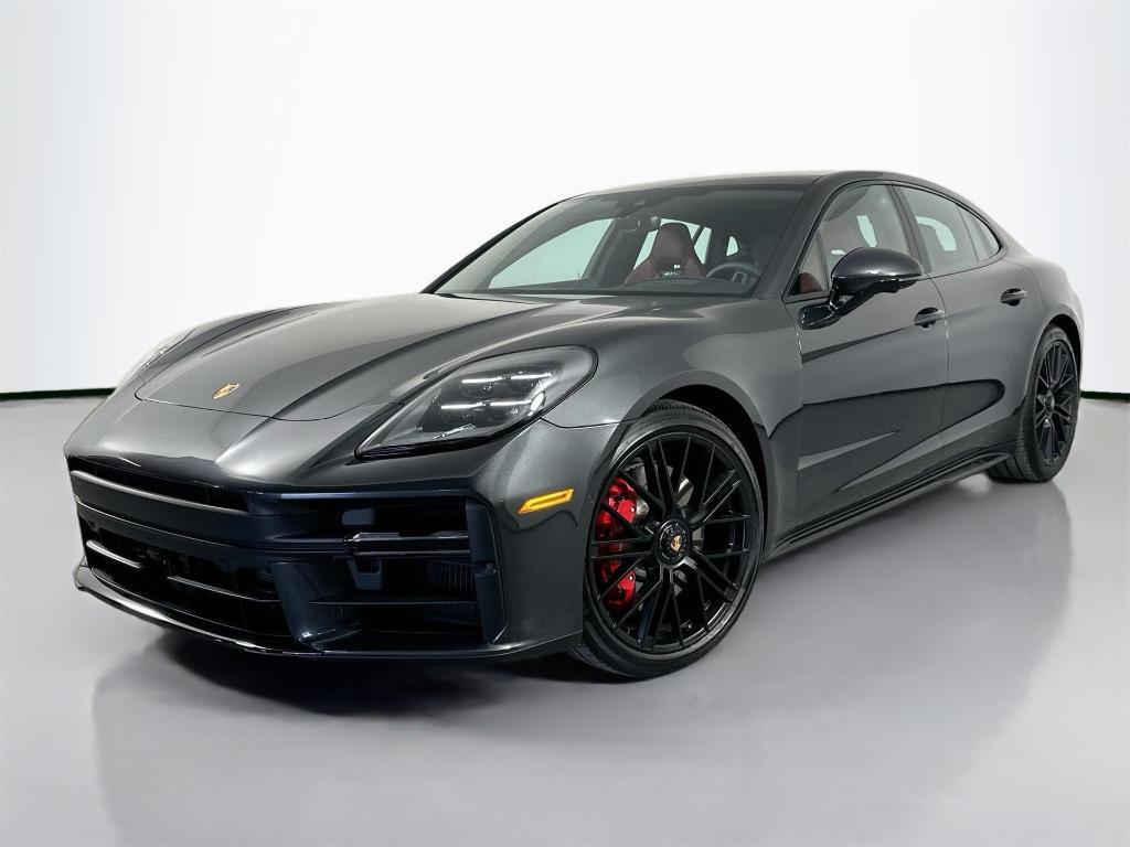 new 2025 Porsche Panamera car