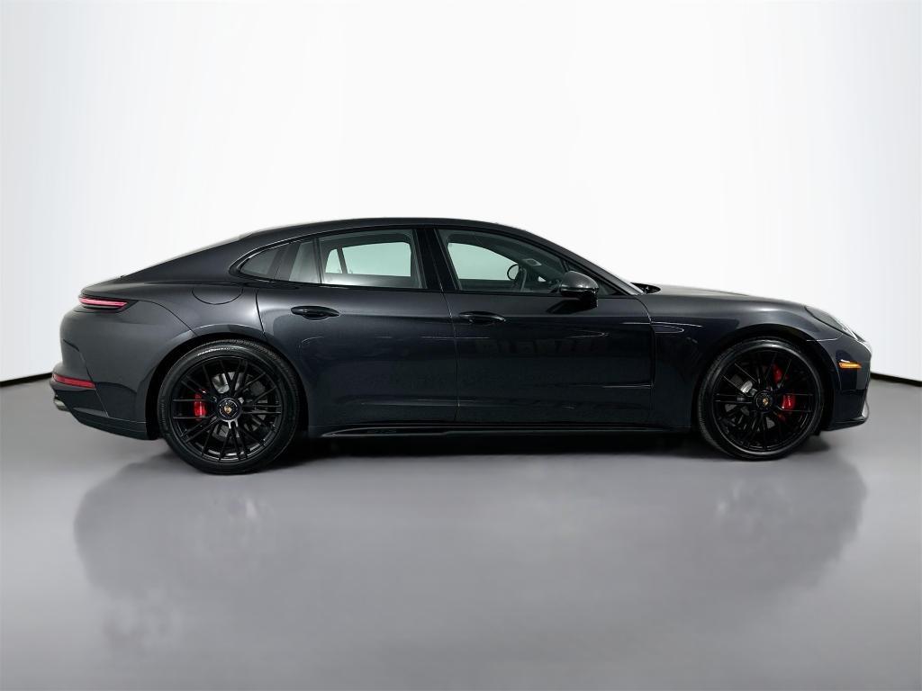 new 2025 Porsche Panamera car