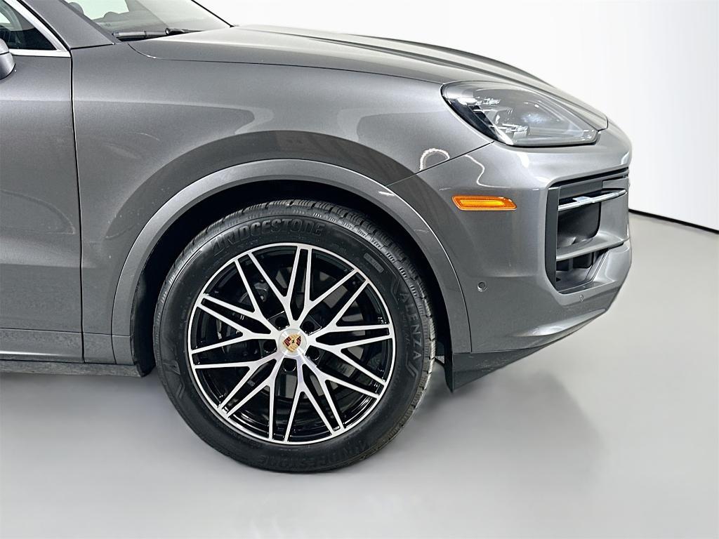used 2025 Porsche Cayenne car, priced at $84,900