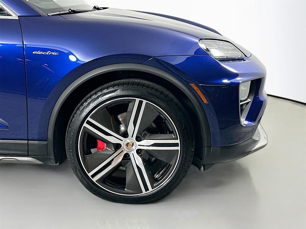 used 2025 Porsche Macan car, priced at $84,900