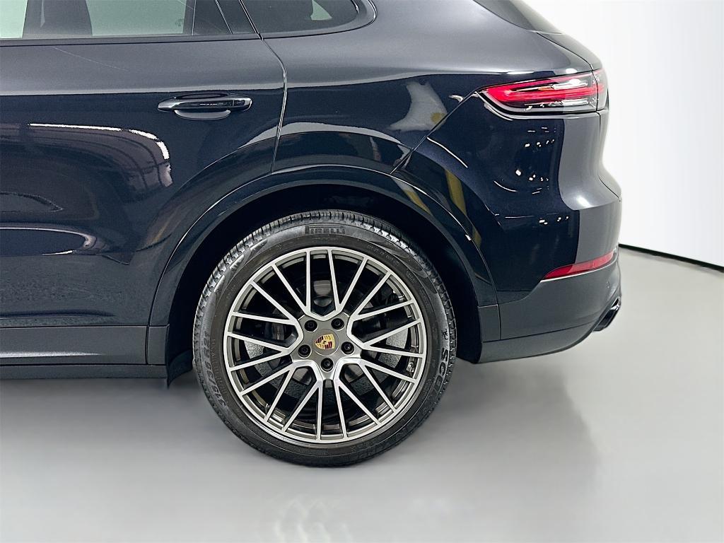 used 2022 Porsche Cayenne car, priced at $66,900