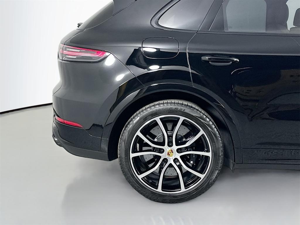 used 2021 Porsche Cayenne car, priced at $87,900
