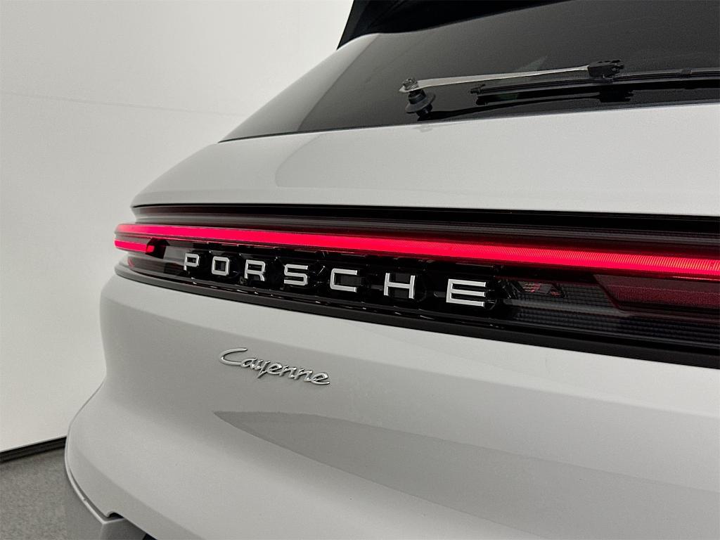used 2025 Porsche Cayenne car, priced at $89,900