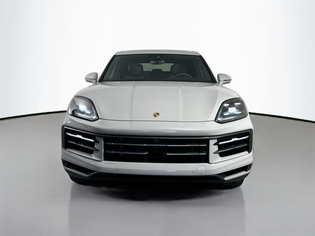 used 2025 Porsche Cayenne car, priced at $89,900