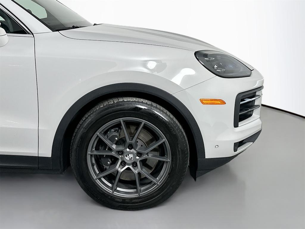 used 2025 Porsche Cayenne car, priced at $89,900