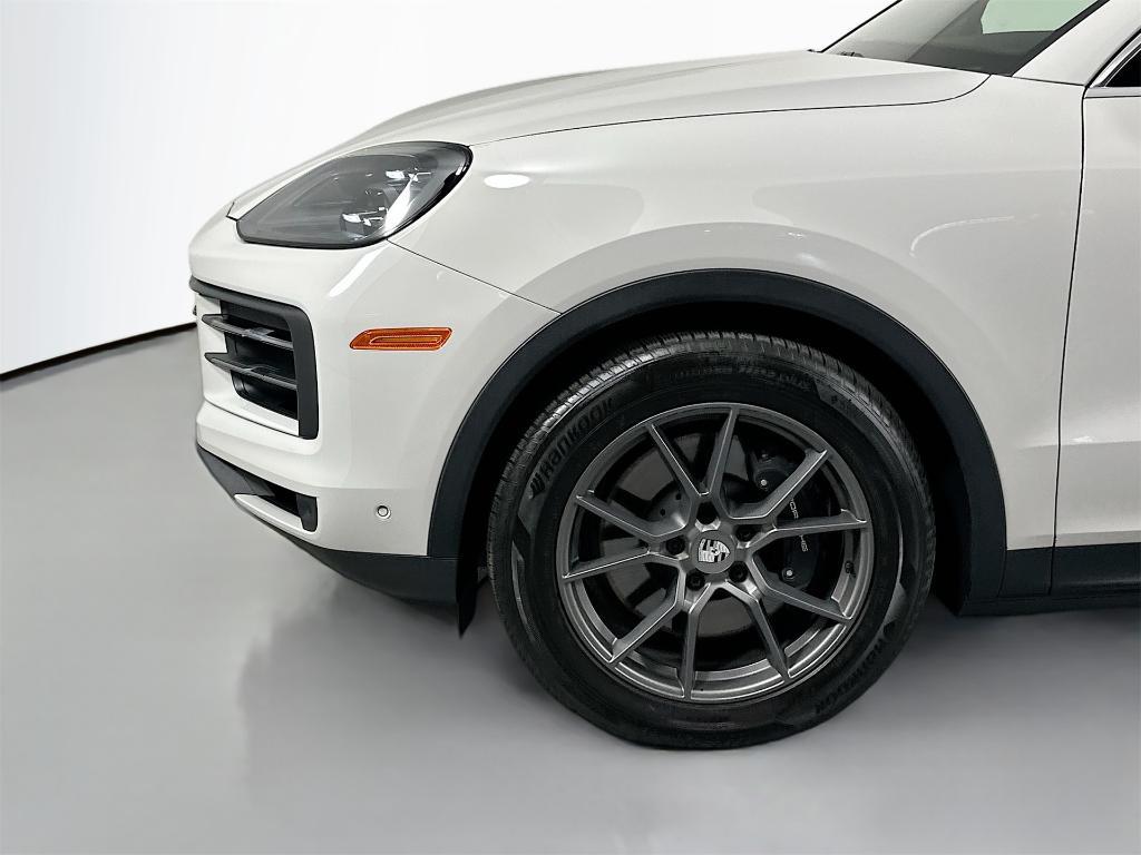 used 2025 Porsche Cayenne car, priced at $89,900