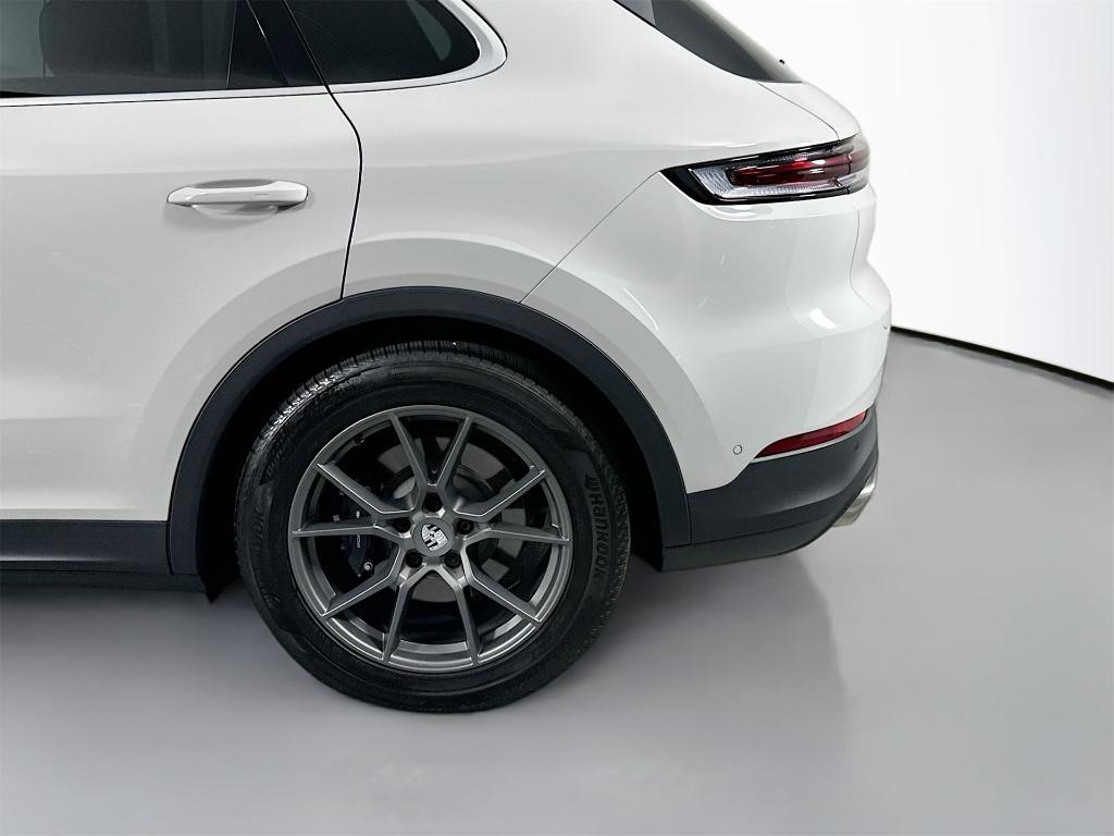 used 2025 Porsche Cayenne car, priced at $89,900