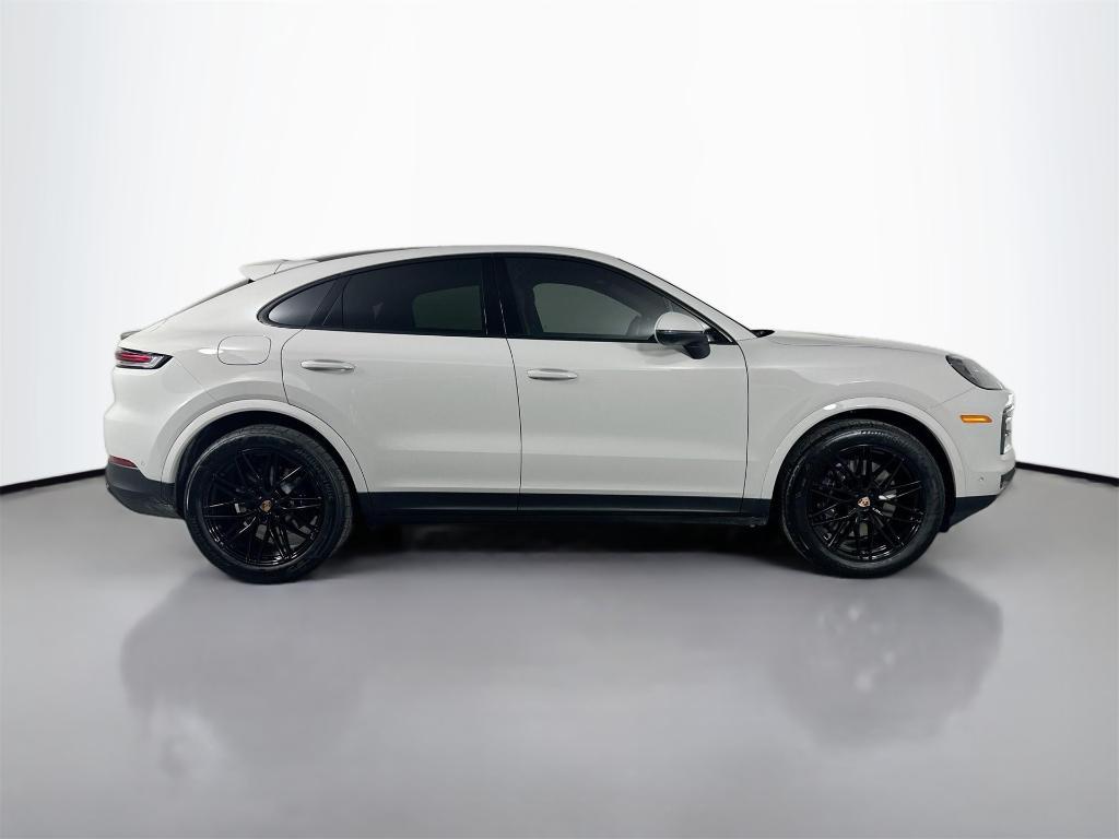 new 2026 Porsche Cayenne car