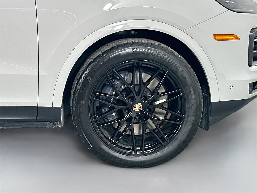 new 2026 Porsche Cayenne car
