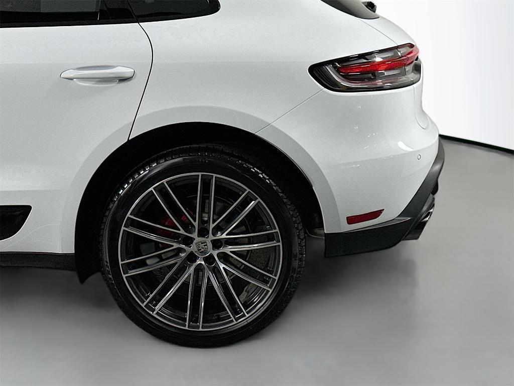 new 2026 Porsche Macan car