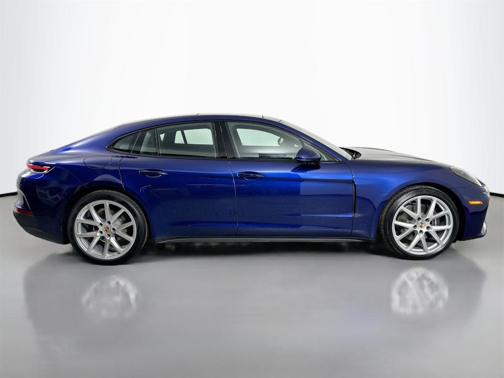 new 2026 Porsche Panamera car