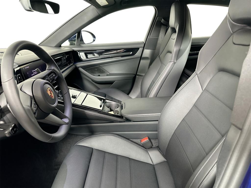 new 2026 Porsche Panamera car
