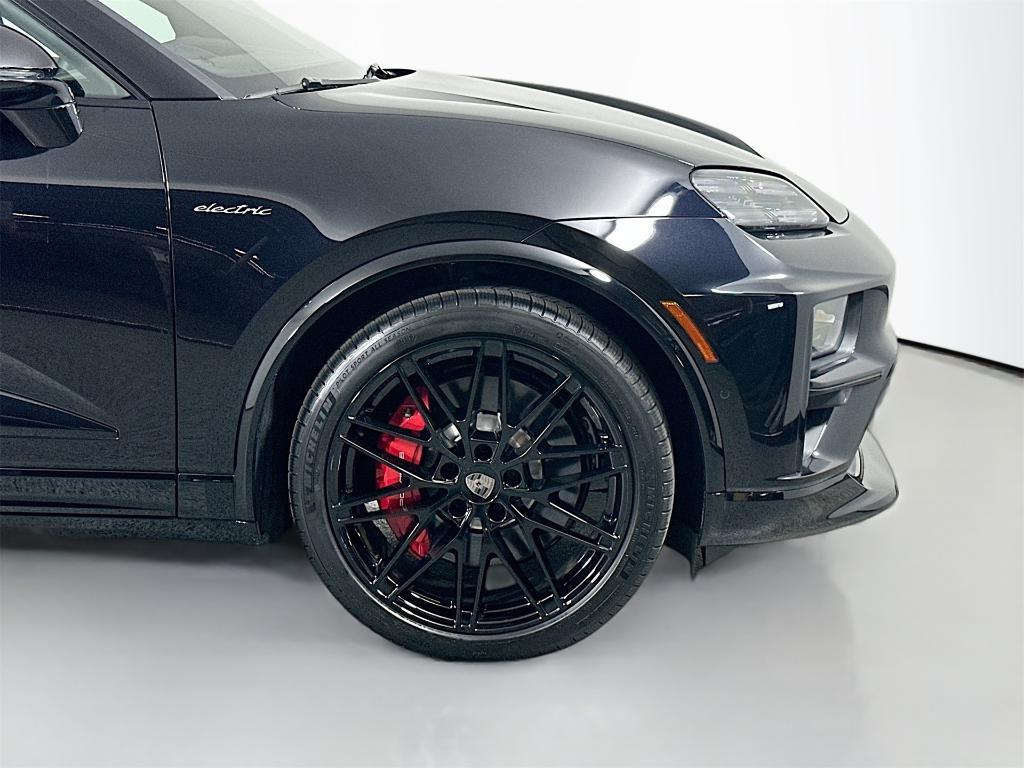 new 2025 Porsche Macan car, priced at $132,325