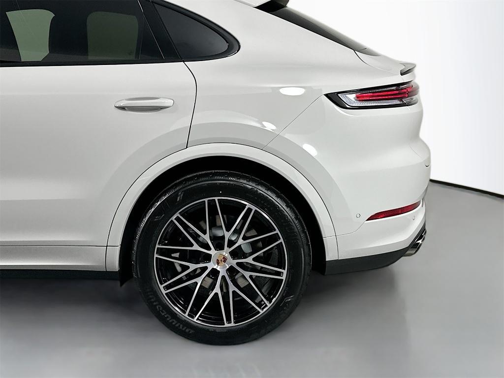 new 2026 Porsche Cayenne car