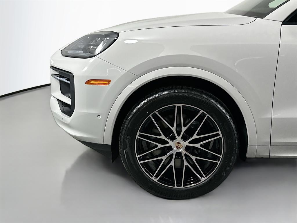 new 2026 Porsche Cayenne car