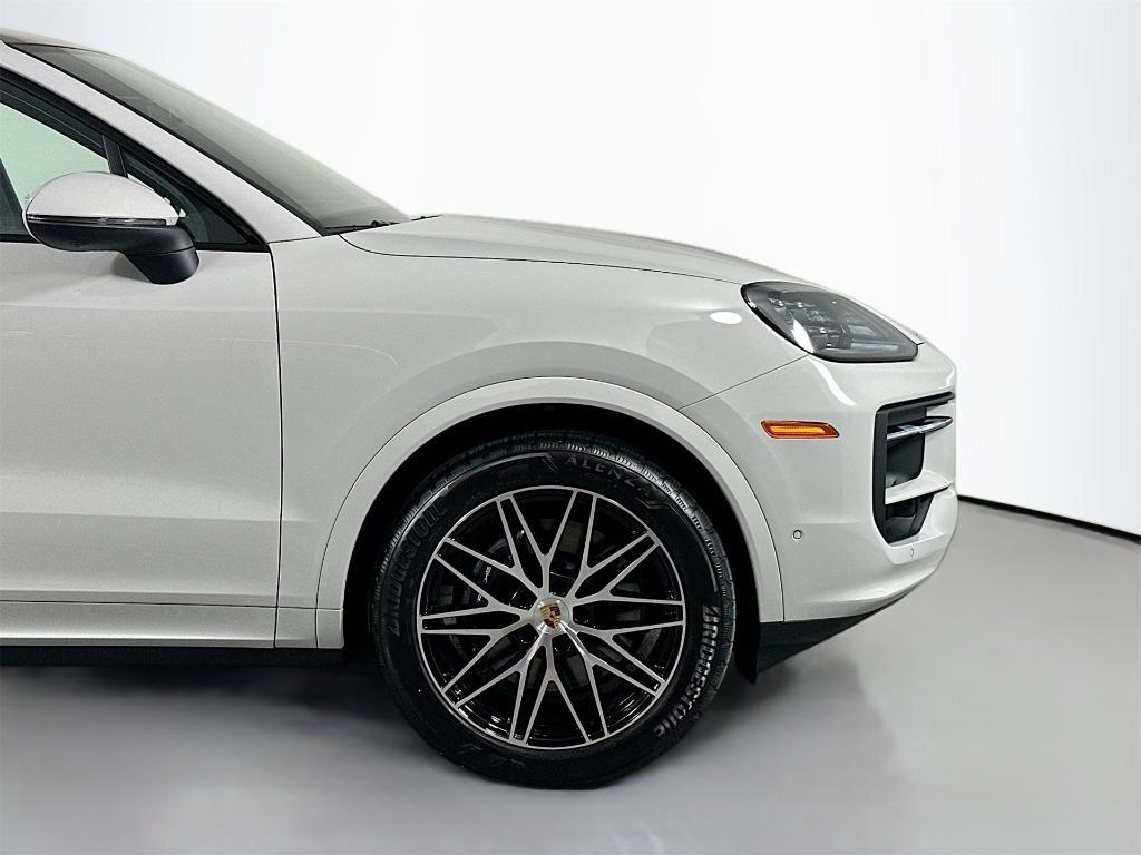 new 2026 Porsche Cayenne car