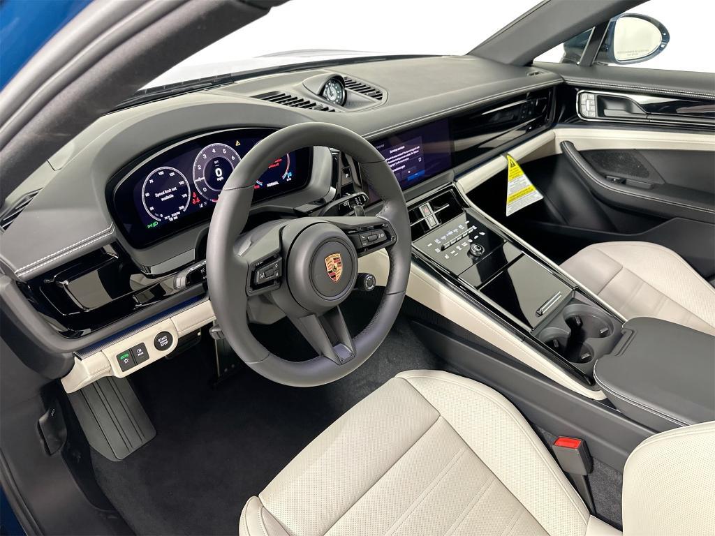 new 2026 Porsche Panamera car