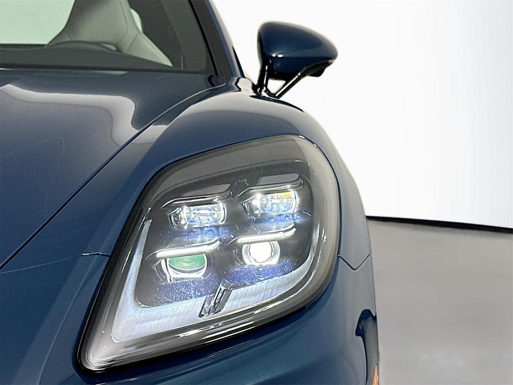 new 2026 Porsche Panamera car