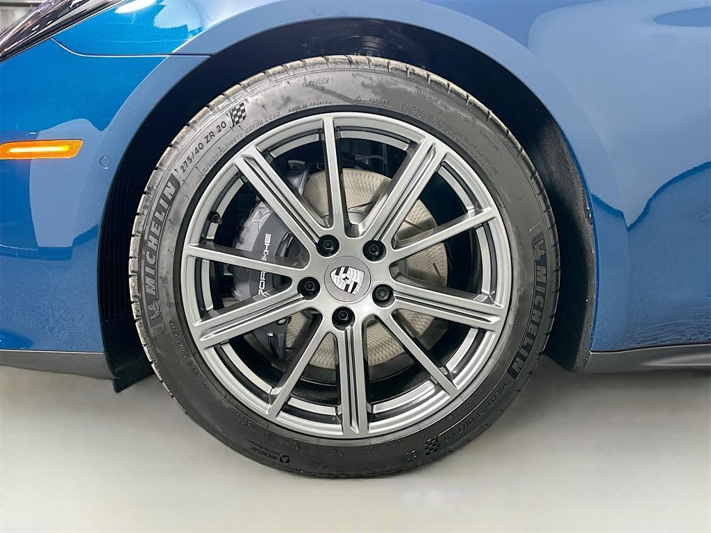 new 2026 Porsche Panamera car