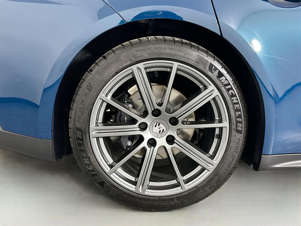 new 2026 Porsche Panamera car