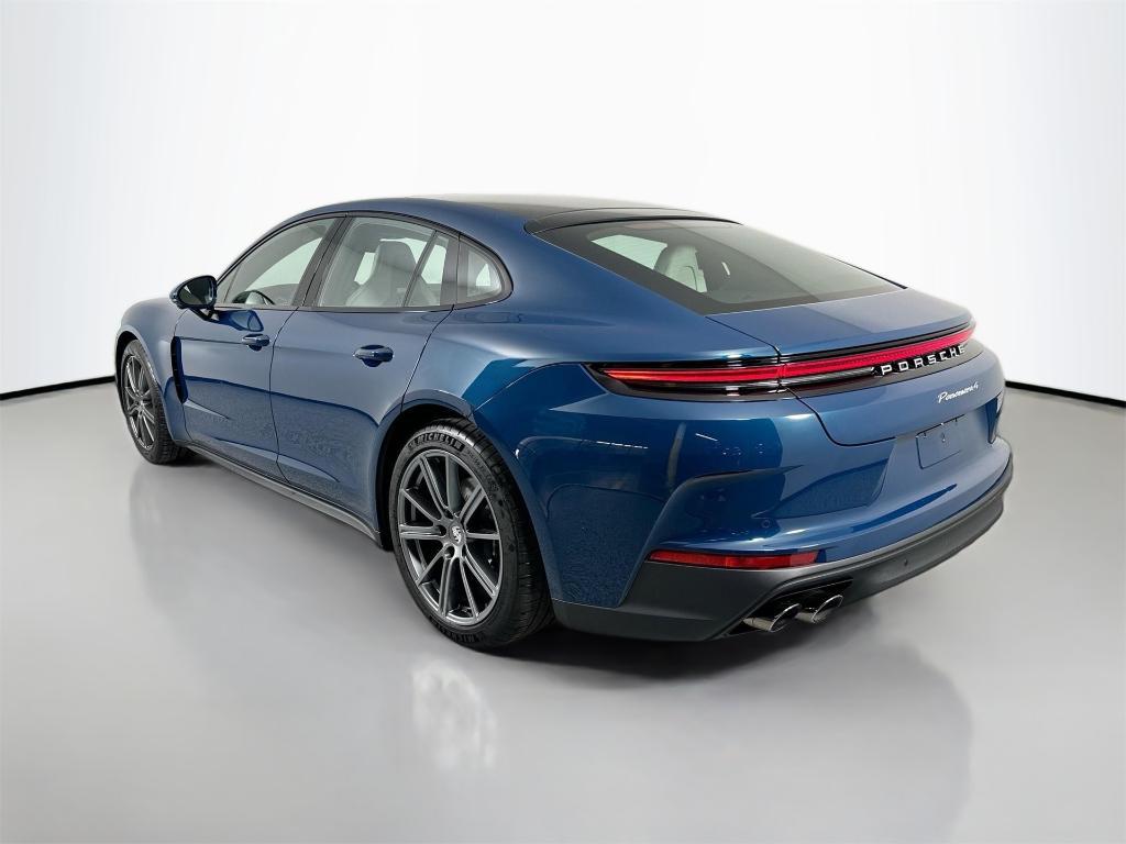 new 2026 Porsche Panamera car