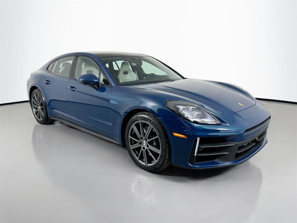 new 2026 Porsche Panamera car