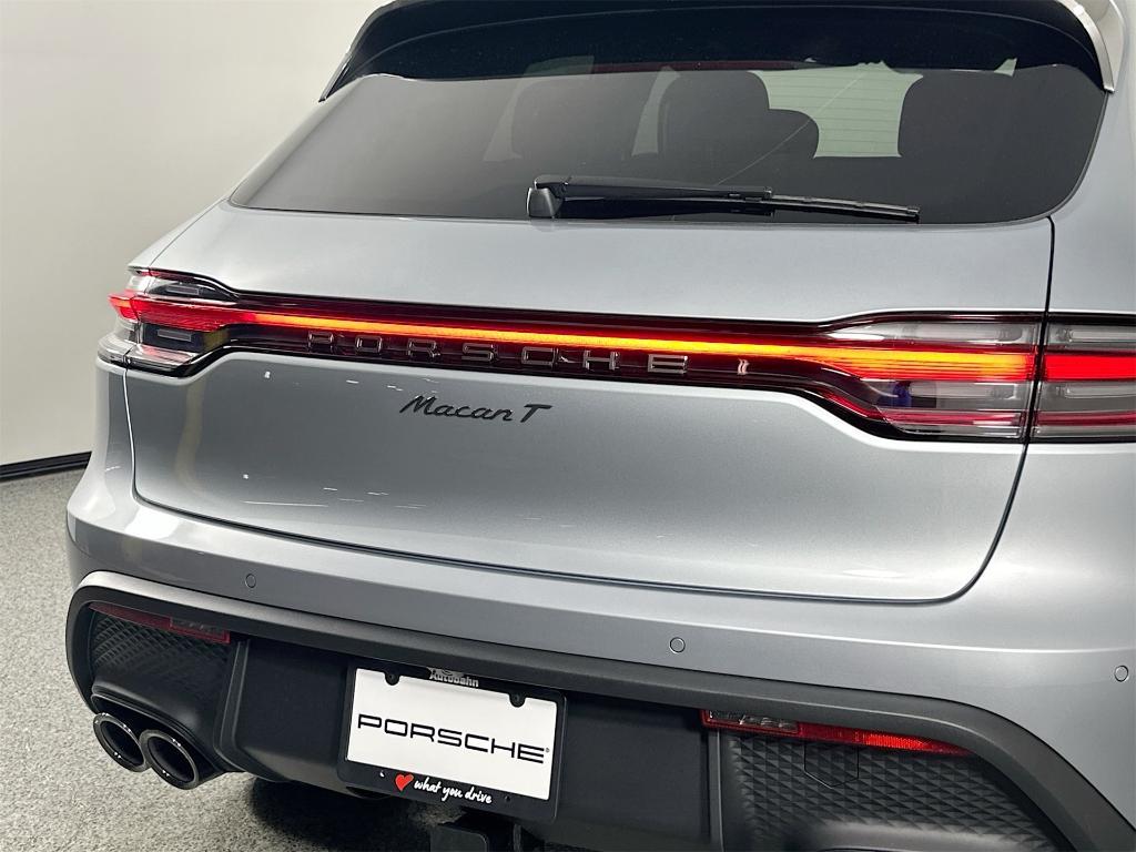 new 2026 Porsche Macan car