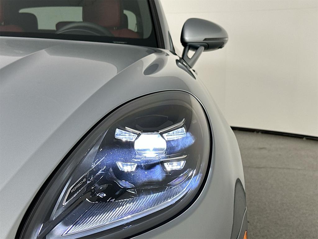 new 2026 Porsche Macan car