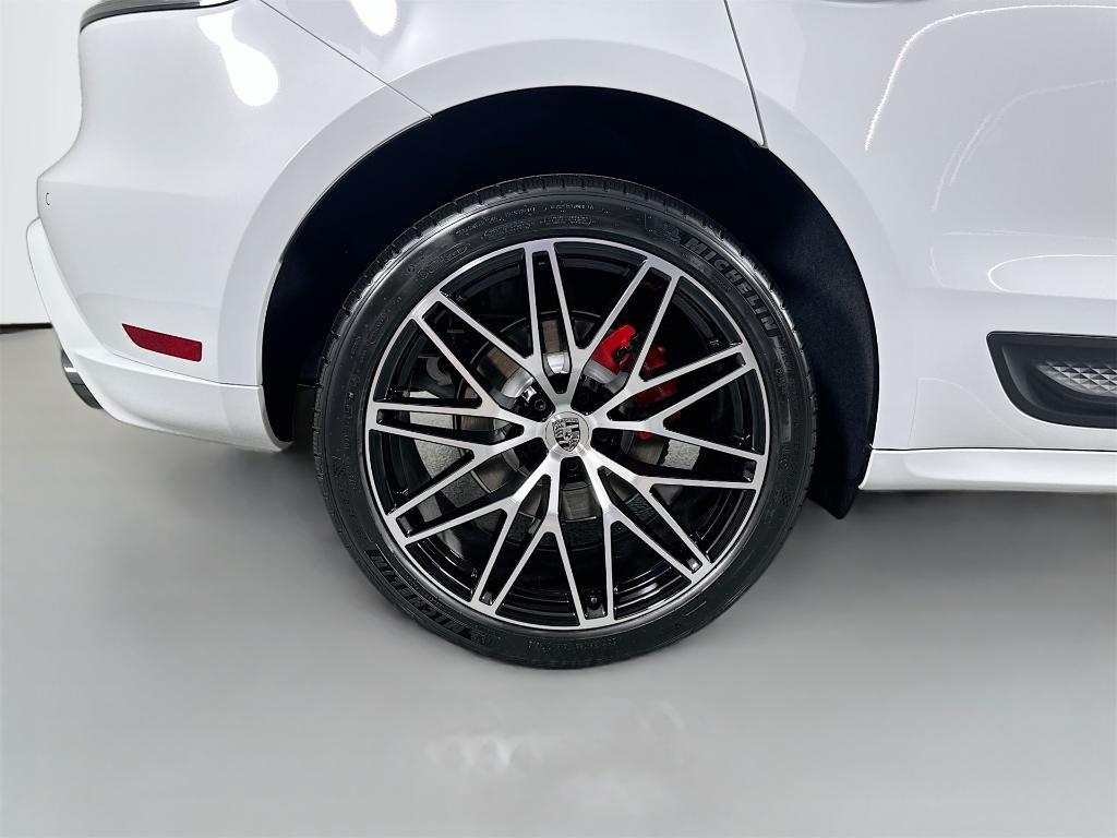 new 2026 Porsche Macan car