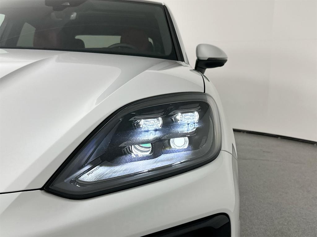 new 2026 Porsche Cayenne car