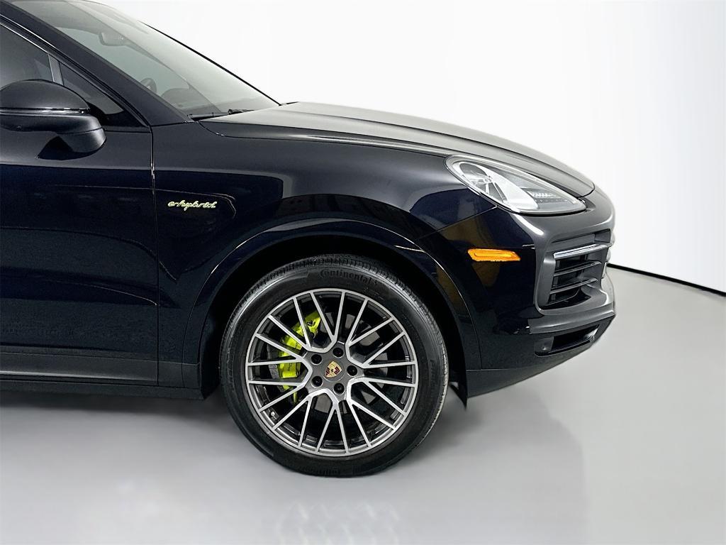 used 2022 Porsche Cayenne car, priced at $73,900