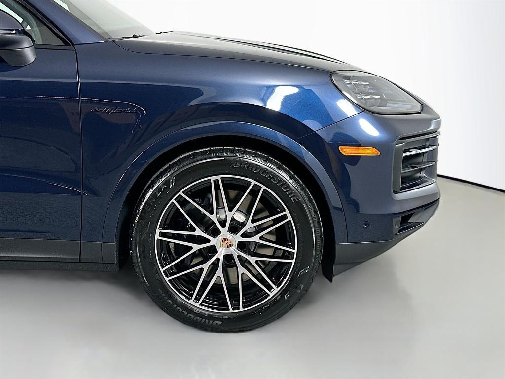 new 2026 Porsche Cayenne car