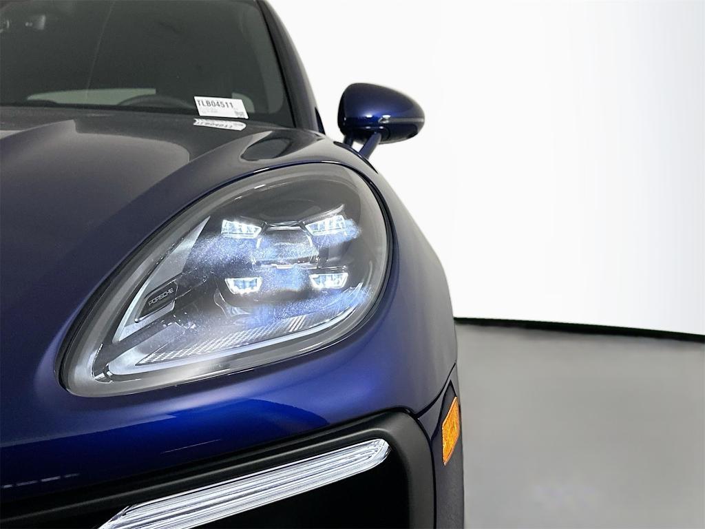 new 2026 Porsche Macan car